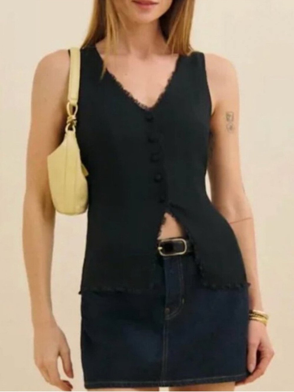 Reformation Skylar Lace Top Black Noir 16 - Picture 4 of 14